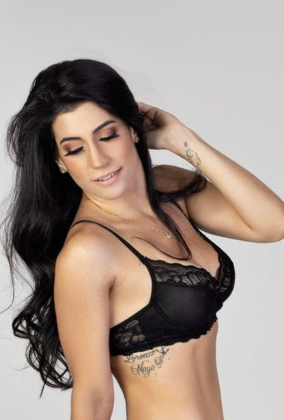 Michelle Black Bra